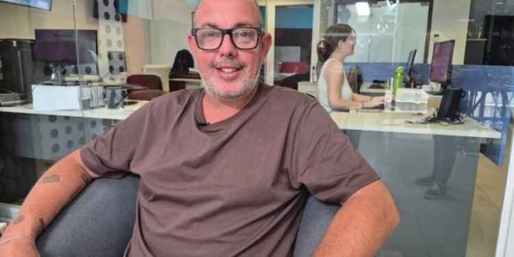 Becchio: “Queremos garantizar que los chicos comiencen las clases con sus útiles”