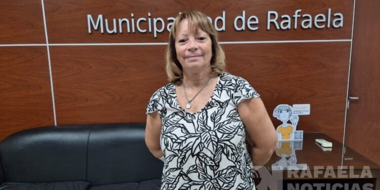 Becchio: “Queremos garantizar que los chicos comiencen las clases con sus útiles”