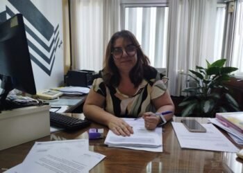 El plan que logró bajar el ausentismo y modernizar el municipio