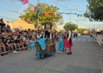 Bulevar Roca fue una fiesta con el regreso de los carnavales rafaelinos