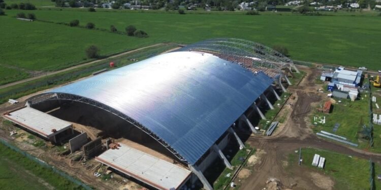 ¿Cómo avanza el techado del nuevo Velódromo de Rafaela?