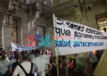 Profesionales de la salud se manifestaron en Casa de Gobierno