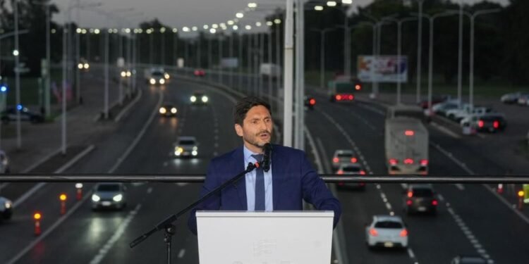 Pullaro inauguró el tercer carril de la Autopista Rosario-Santa Fe