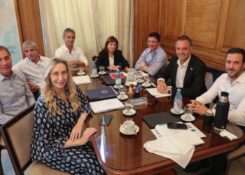 Se reúne la mesa política del Gobierno Nacional con el foco puesto en la Reforma Laboral