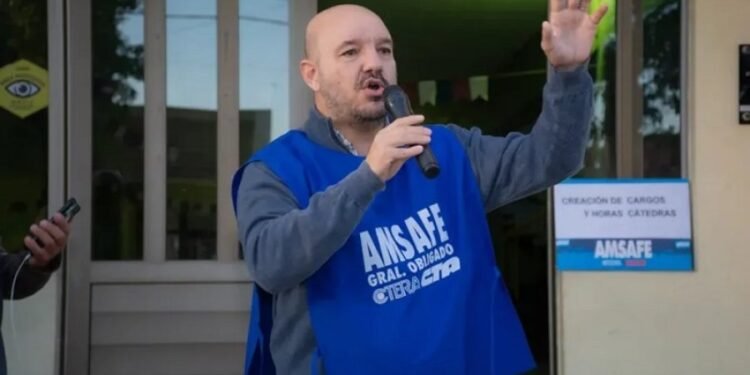 AMSAFE reclama paritarias urgentes y cuestiona el premio a la asistencia perfecta