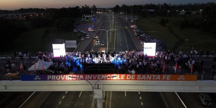 A días de inaugurado el primer tramo, Provincia licita otros 17 kilómetros para el Tercer Carril de la Autopista Rosario-Santa Fe