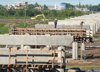 Inédito: en Santa Fe el empleo formal en la construcción crece; en el país en caída libre