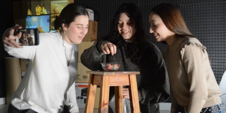 La UNRaf suma nuevas funciones de Error de conexión al ciclo Verano Juntos 2026