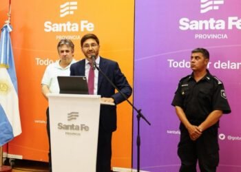 El Gobierno provincial oficializó por decreto la nueva escala salarial para la Policía: cómo quedaron los sueldos