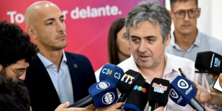 Alarma por los episodios recientes Cococcini aseguró que 560 policías están en seguimiento psicológico