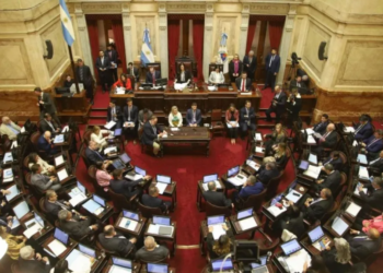 El Senado debate la reforma laboral: jornada clave con protestas y negociaciones