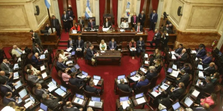 El Senado debate la reforma laboral: jornada clave con protestas y negociaciones