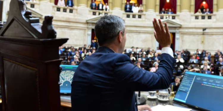 El Gobierno dio marcha atrás y acordó llevar a 14 años la edad de imputabilidad