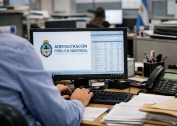 El ajuste en el Estado: el empleo público nacional cayó 18,4% en dos años