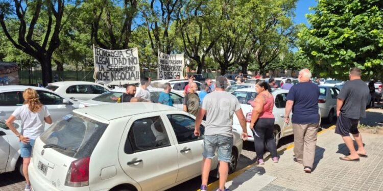 Mientras en Santa Fe conductores de Uber hacen paro, en Rafaela los remiseros «no le dan mucha vida» a DIDI