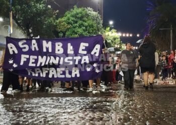 Marcha en Rafaela por el 8M: “Los derechos que no defendemos son avasallados por estos gobiernos de ultraderecha”