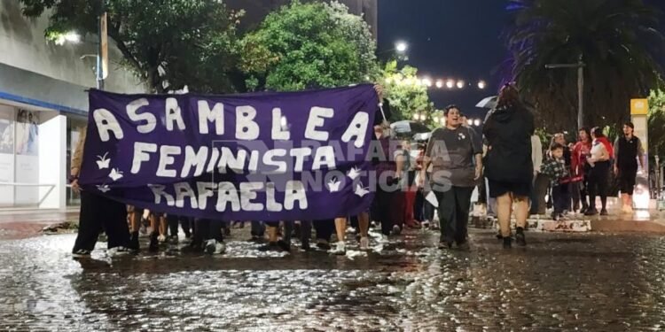Marcha en Rafaela por el 8M: “Los derechos que no defendemos son avasallados por estos gobiernos de ultraderecha”