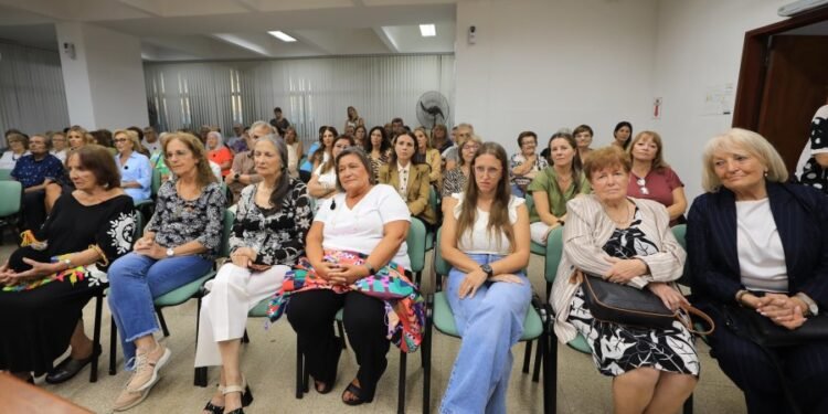 El Concejo Municipal reconocerá a “Mujeres que dejan huellas”
