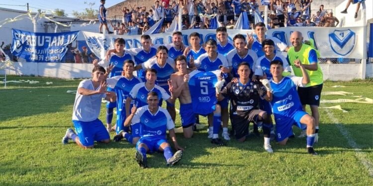 Liga Rafaelina de Fútbol: Peñarol se hizo fuerte como local y se quedó con el clásico ante Ferro