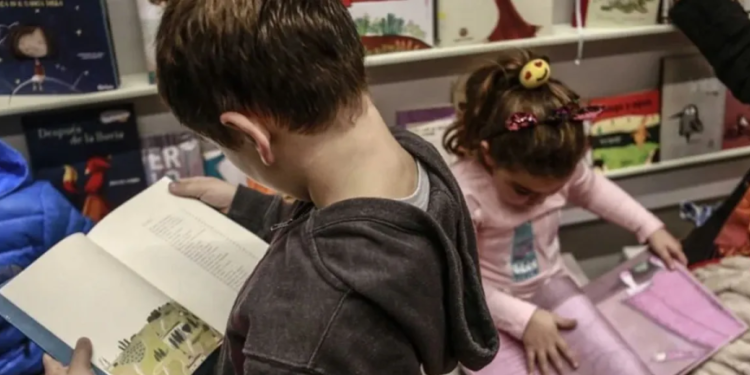 Alfabetización: avances con deudas en libros y evaluación