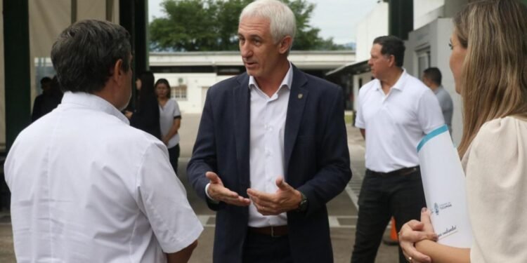 Tucumán agradeció la solidaridad del Gobierno de Santa Fe por el envío de 40 mil repelentes