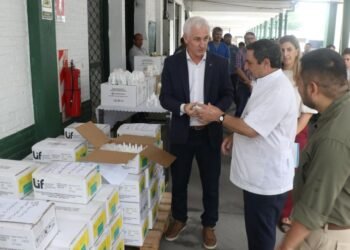 Tucumán agradeció la solidaridad del Gobierno de Santa Fe por el envío de 40 mil repelentes