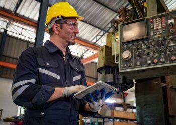 Alerta en el sector fabril: el empleo industrial cayó un 3,1% interanual y se perdieron más de 36 mil puestos