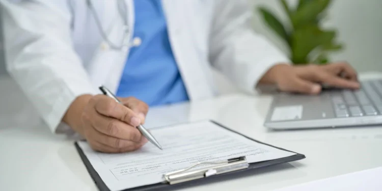 Uno por uno, todos los rubros que suben Marzo llega con nuevos aumentos para el bolsillo de los argentinos