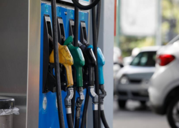 El impacto de la guerra en los combustibles: la nafta en Argentina aumentó 2,2% y el Diesel 3,8%