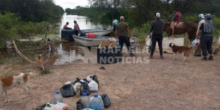 La solidaridad de los rafaelinos llegó al norte: entregaron más de 100 bolsones en zonas afectadas