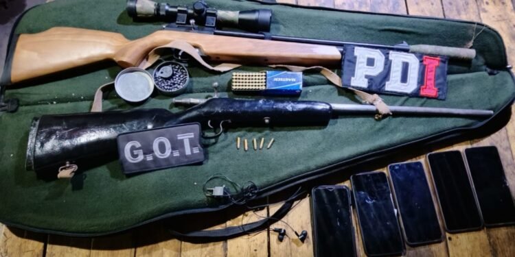 Diez detenidos por microtráfico en San Justo: secuestraron drogas, armas, dinero y teléfonos celulares