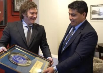 Nación envía un millonario auxilio a Santa Cruz para afrontar su crisis financiera