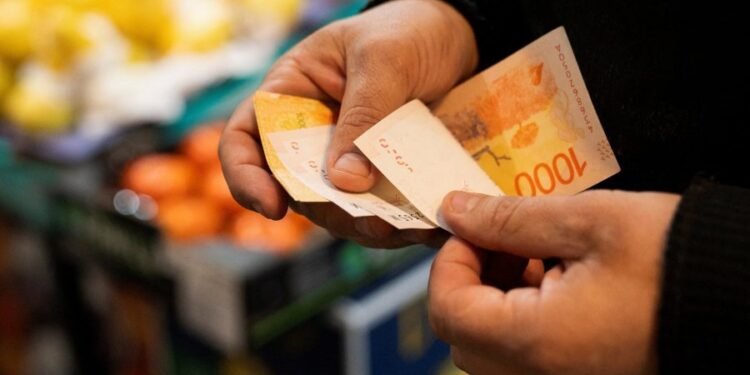 Advierten que la inflación de marzo podría superar el 3% y preocupa el impacto de los servicios