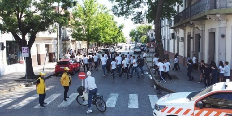 Atención: habrá un importante despliegue de vehículos oficiales y personal de seguridad en el Centro Recreativo Metropolitano “La Estación”