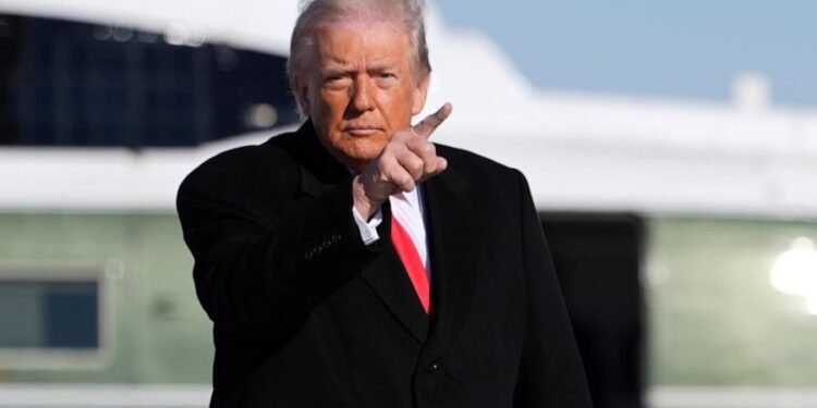 Trump plantea tomar el petróleo de Irán