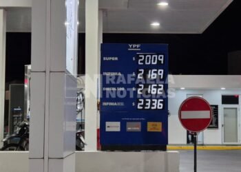 Parece broma: otra suba de las naftas llevó la súper por encima de los 2 mil pesos