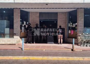 Allanamiento en Helvecia por una investigación de ciberacoso