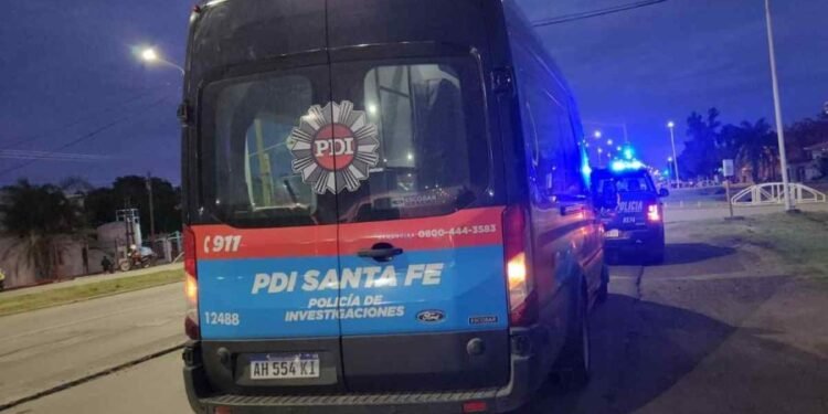 Final violento en barrio Alberdi: la eliminación de Newell’s terminó con disparos de persuasión y corridas