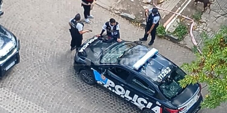 Tensión en barrio Alberdi: una pelea terminó con la intervención de la policía