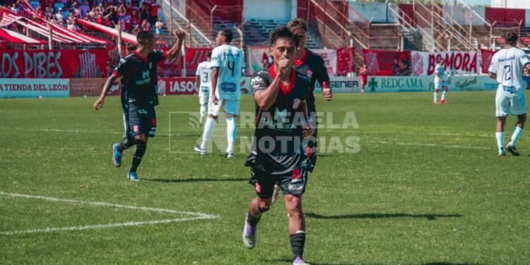 Federal A: el «9» debutó como local con un triunfo necesario