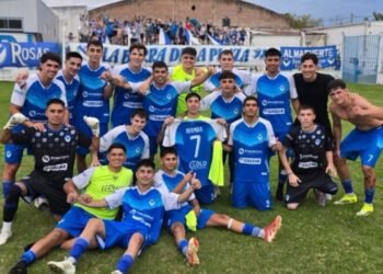 Liga Rafaelina de Fútbol: lluvia de goles en Villa Rosas entre Peñarol y Sportivo