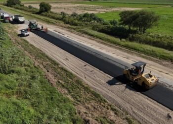 De norte a sur: con trabajos de bacheo y borrado de huellas, el Gobierno Provincial realiza reparaciones en más de 15 rutas santafesinas