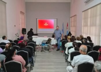 Salud y Seguridad Laboral: se realizó la primera capacitación en el Hospital Provincial Geriátrico de Rosario