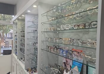 Ópticas suspenden la atención a afiliados de PAMI por falta de pago