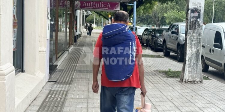 Final feliz para el hombre varado en Rafaela que perdió todo en las inundaciones de Tucumán