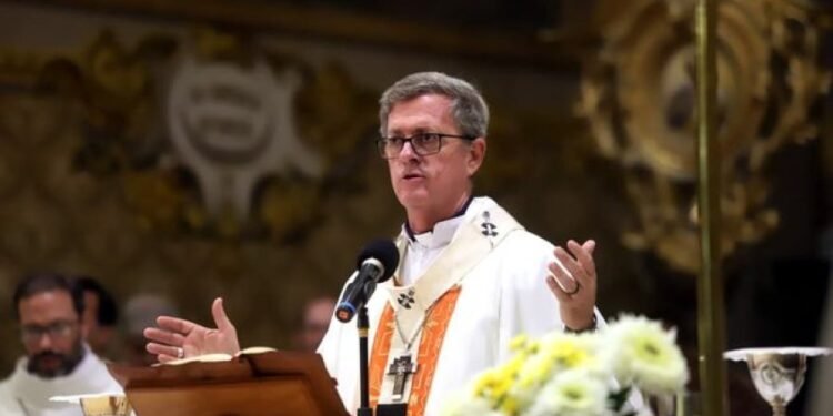 «A ver cuándo la vamos a cortar»: el duro mensaje del Arzobispo de Buenos Aires en la misa por Francisco