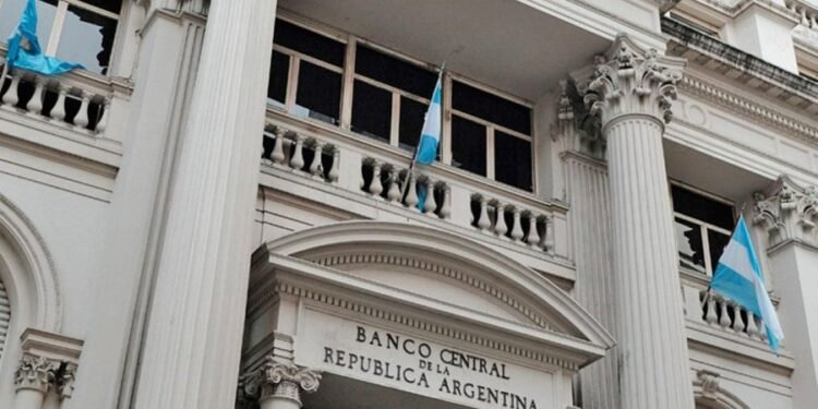 El Banco Mundial destaca a la economía argentina y proyecta un crecimiento del 3,7% para 2027