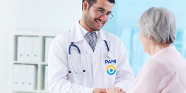 Paro de médicos de PAMI: denuncian recorte salarial del 52% y advierten impacto en la atención a jubilados