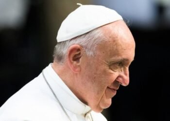 “Todos, todos, todos”: el Vaticano lanza un documental que revive el legado de Francisco a un año de su muerte