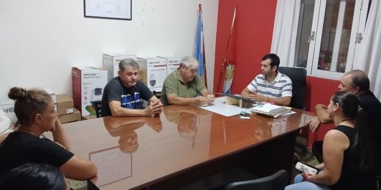 Vecinos de los barrios Fasoli e Italia visitaron el Centro de Monitoreo